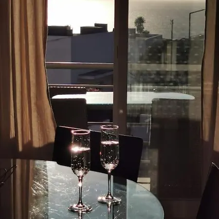 Διαμέρισμα Amazing By The Ocean - Fully Equipped! *