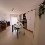 Apartment Amazing By The Ocean - Fully Equipped!