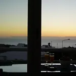 Amazing By The Ocean - Fully Equipped! Apartment *