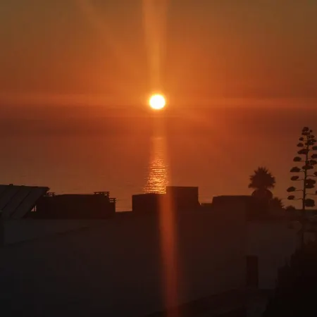 Amazing By The Ocean - Fully Equipped! Apartment *