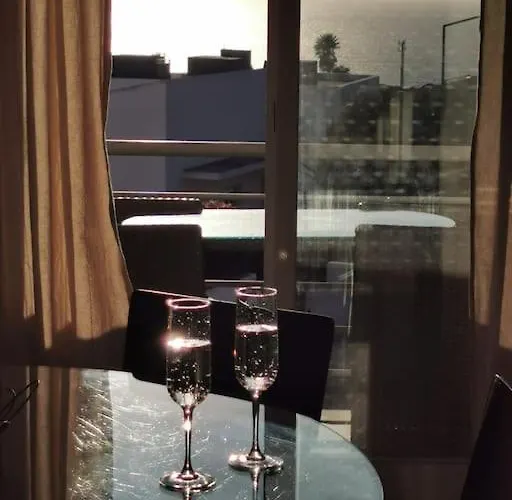 Lägenhet Amazing By The Ocean - Fully Equipped! *