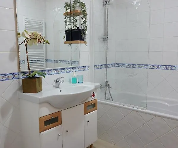 Lägenhet Amazing By The Ocean - Fully Equipped! *